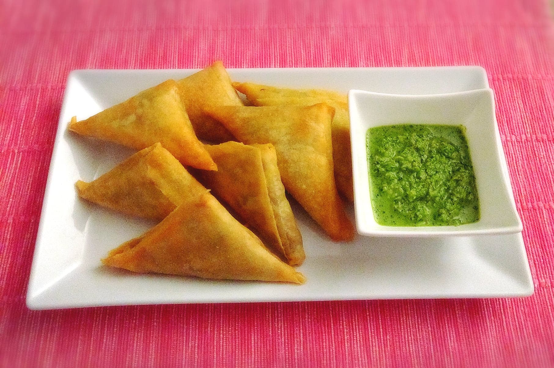 Samosa aux légumes.( 2 pièces )